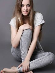 Alba Ribas nude .
